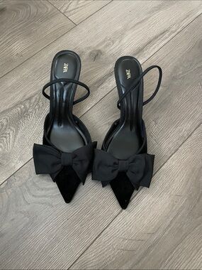 Zara Black Pointed Bow Slingback Heels with Thin Straps Sz:10 41